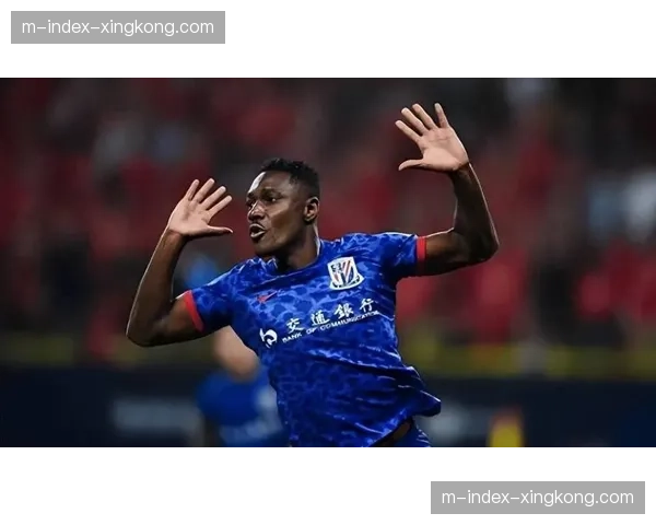 马莱莱状态平平面临竞争 英博前锋线或将迎来人员调整